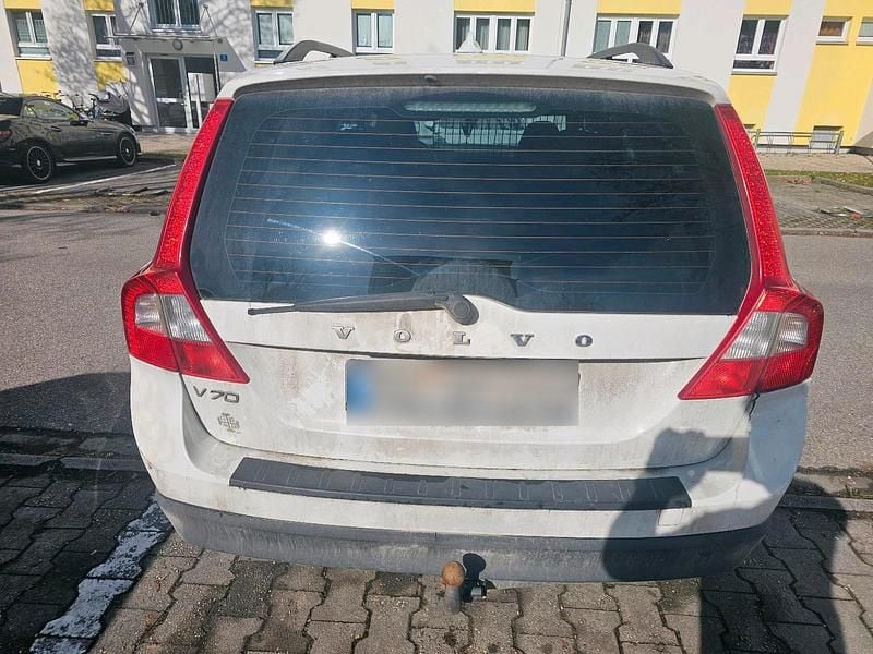 Second-hand Volvo V70 136 CP (100 kW) 2009 Alb Break
