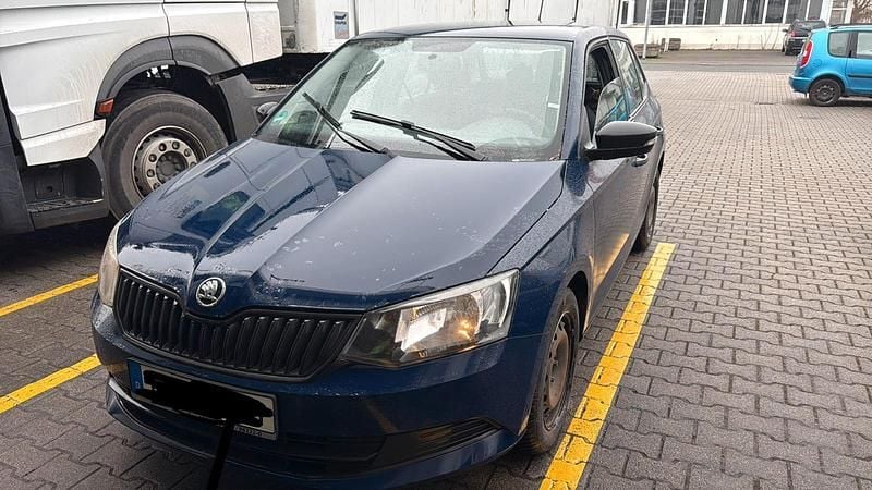 Gebraucht Skoda Fabia 90 PS (66 kW) 2015 Blau Kleinwagen