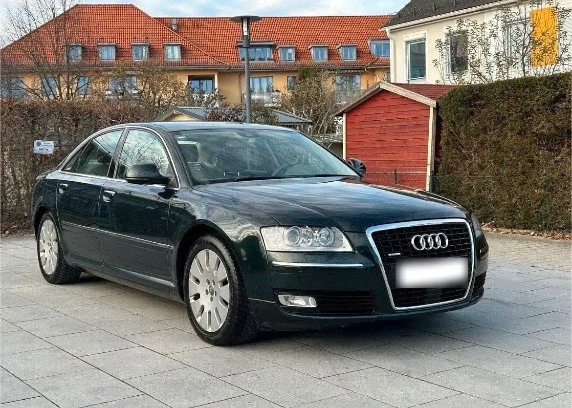 Gebraucht Audi A8 260 PS (191 kW) 2008 Blau Limousine