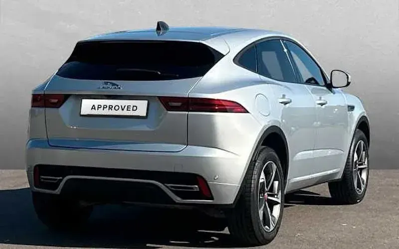 Usata Jaguar E-Pace R-Dynamic 204 CV (150 kW) 2023 Argento SUV