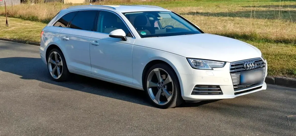 Gebraucht Audi A4 S-Line 150 PS (110 kW) 2018 Weiß Kombi
