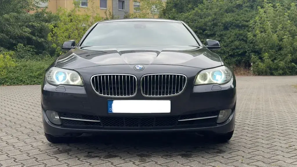 Gebraucht BMW 525 204 PS (150 kW) 2010 Schwarz Limousine