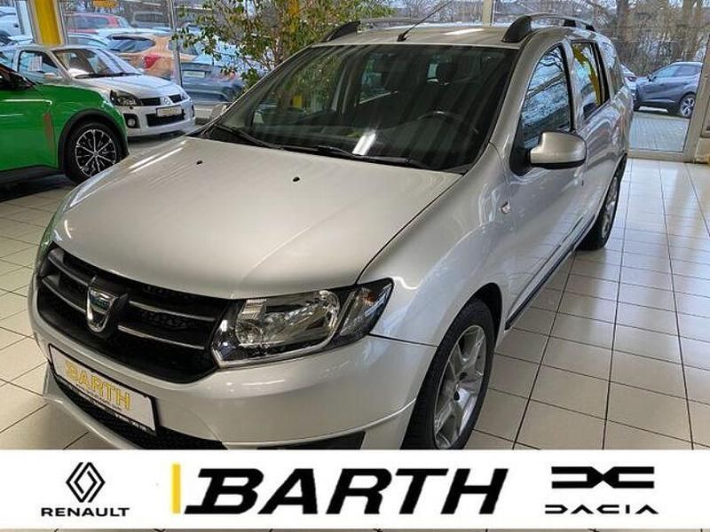 Andere Gebraucht 2016 Dacia Logan Prestige Limousine | 9.490 € (Etwas zu teuer) - Bild 1/4