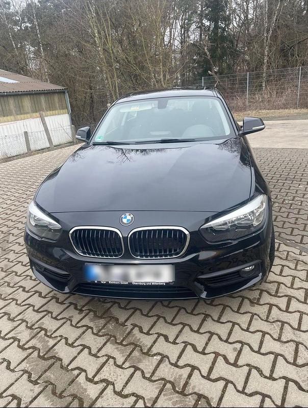 Schwarz Gebraucht 2015 BMW 118 Coupé Coupé | 13.125 € (Etwas zu teuer) - Bild 1/4