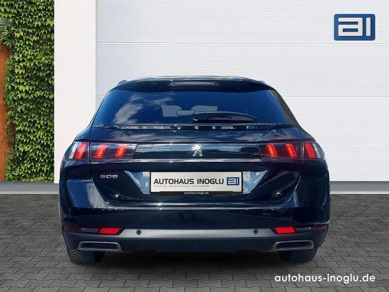 Gebraucht Peugeot 508 Allure 131 PS (96 kW) 2023 Lackierung schwarz perla nera/ Kombi