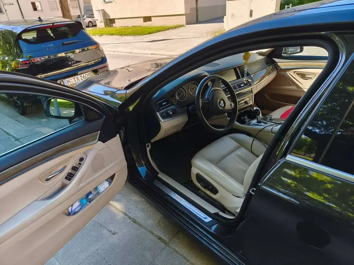 Gebraucht BMW 520 Luxury Line 184 PS (135 kW) 2015 Schwarz Limousine