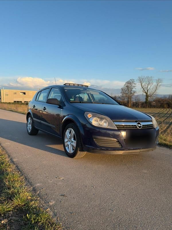 Gebraucht Opel Astra 100 PS (73 kW) 2006 Blau Kleinwagen