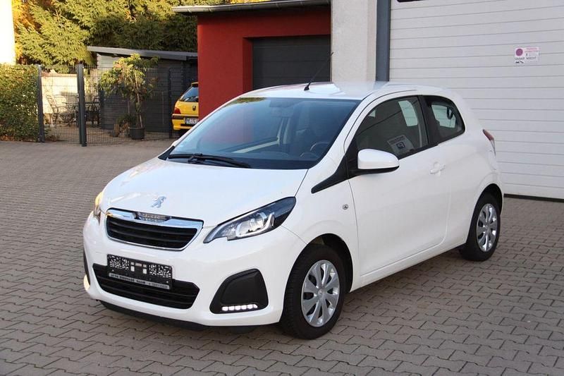 Weiß Gebraucht 2020 Peugeot 108 Active Kleinwagen | 8.450 € (Fairer Preis) - Bild 1/4