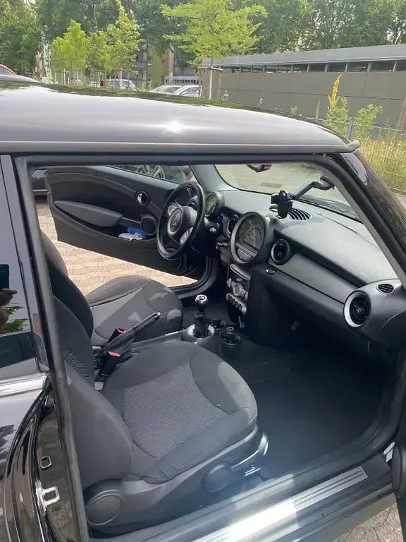 Gebraucht Mini ONE 95 PS (69 kW) 2009 Schwarz Kleinwagen
