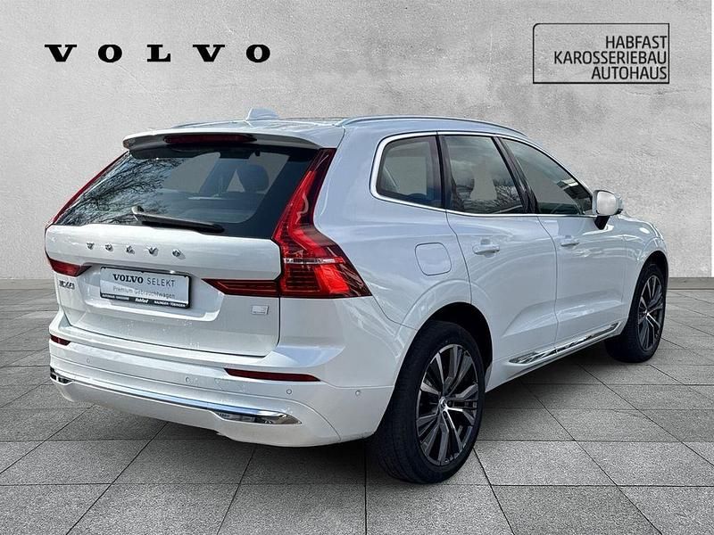 Gebraucht Volvo XC60 Inscription 455 PS (334 kW) 2022 Crystal white / metallic SUV