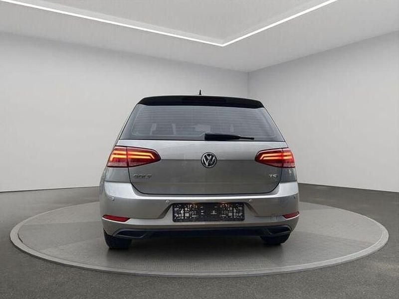 Gebraucht VW Golf VII 125 PS (91 kW) 2017 Grau Limousine