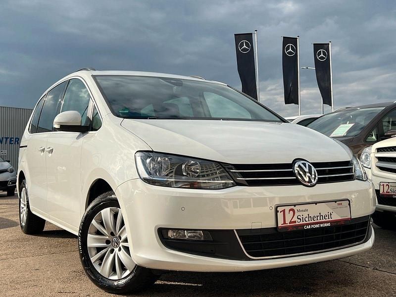 Gebraucht VW Sharan 150 PS (110 kW) 2020 Weiß Van / Kleinbus