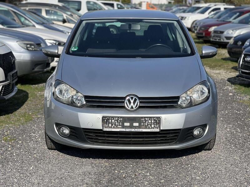 Grau Gebraucht 2009 VW Golf VI Comfortline Kleinwagen | 4.599 € (Fairer Preis) - Bild 1/4