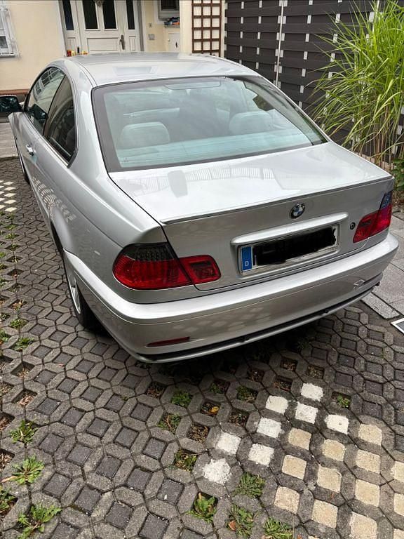 Usata BMW 320 150 CV (110 kW) 2000 Argento Coupé