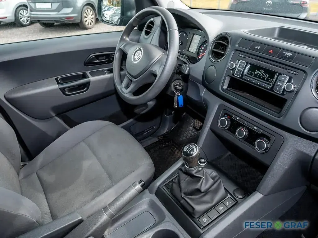 Gebraucht VW Amarok Basis 140 PS (102 kW) 2016 Natural grey Pickup