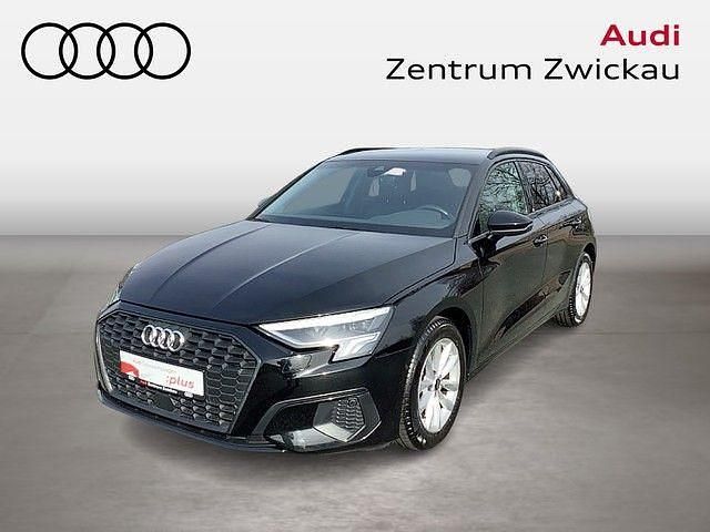 Gebraucht Audi A3 Basis 110 PS (80 kW) 2022 Schwarz Limousine