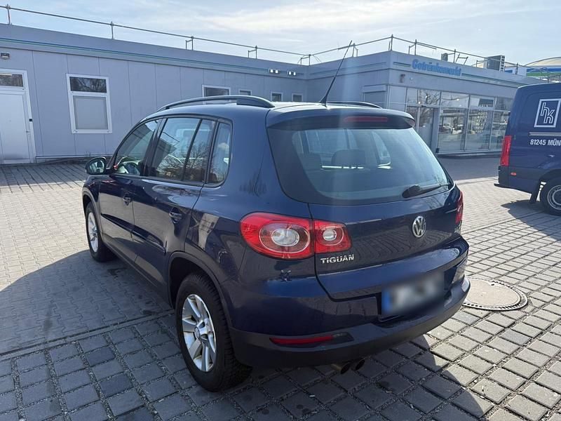 Gebraucht VW Tiguan 140 PS (102 kW) 2009 Blau SUV