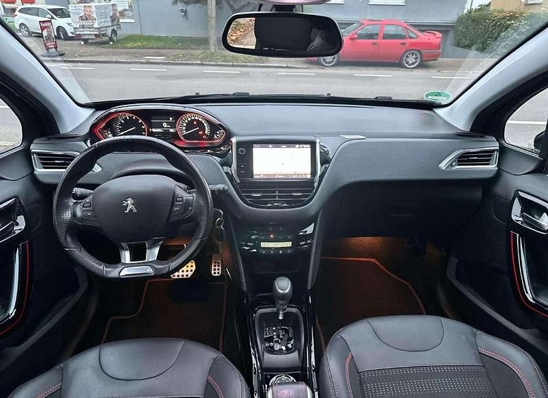 Gebraucht Peugeot 2008 110 PS (80 kW) 2017 Schwarz SUV