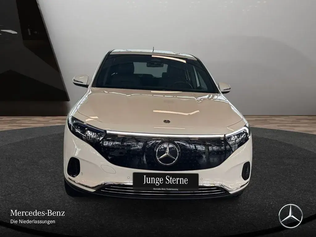 Gebraucht Mercedes EQA250+ Progressive 139 kW (190 PS) 2025 Weiß SUV