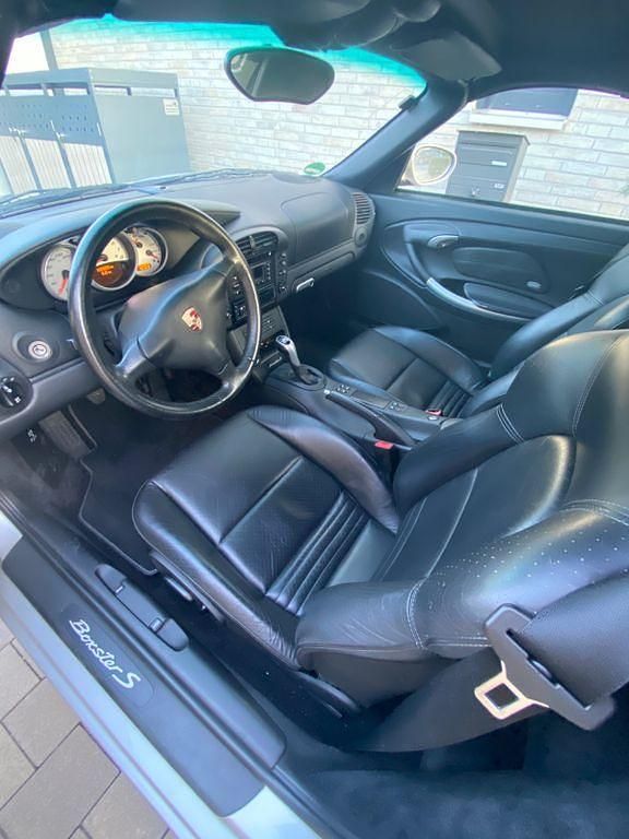 Gebraucht Porsche 986 Boxster 260 PS (191 kW) 2003 Silber Cabrio