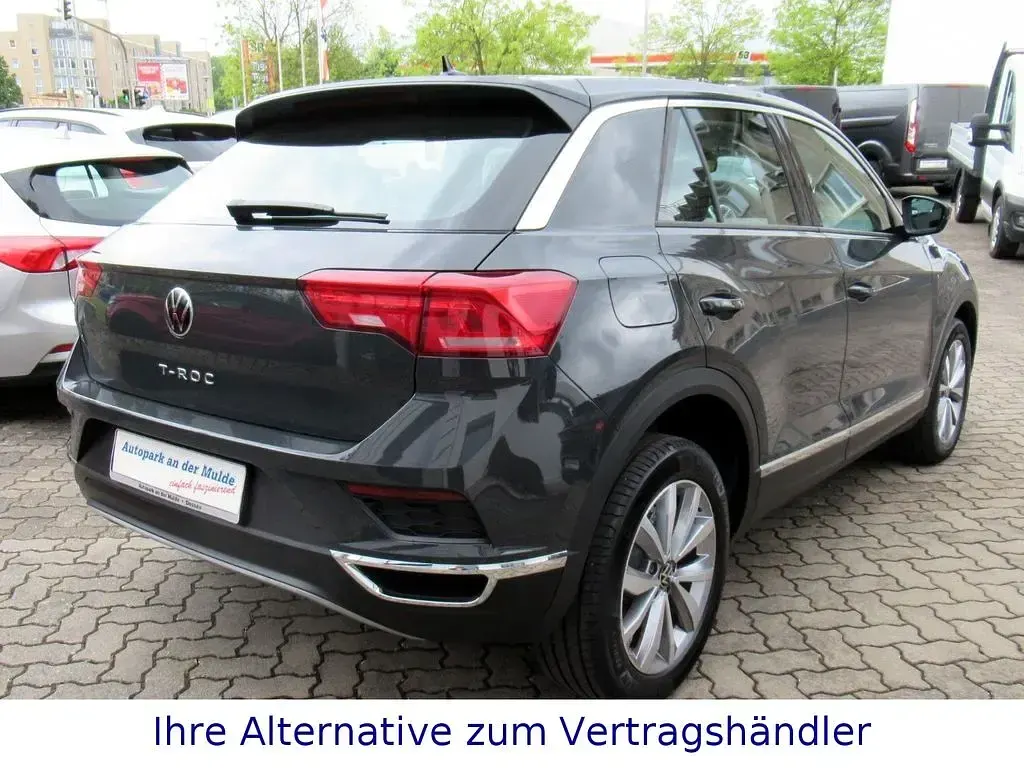 Gebraucht VW T-Roc Style 150 PS (110 kW) 2022 Grau SUV