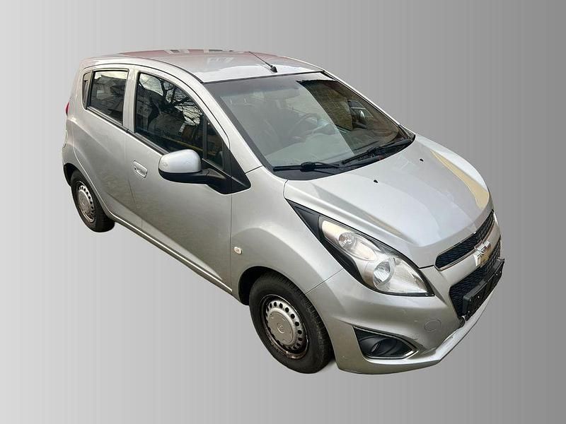 Gebraucht Chevrolet Spark 68 PS (50 kW) 2013 Silber Kleinwagen