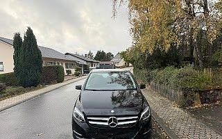 Gebraucht Mercedes B180 109 PS (80 kW) 2016 Schwarz Van / Kleinbus