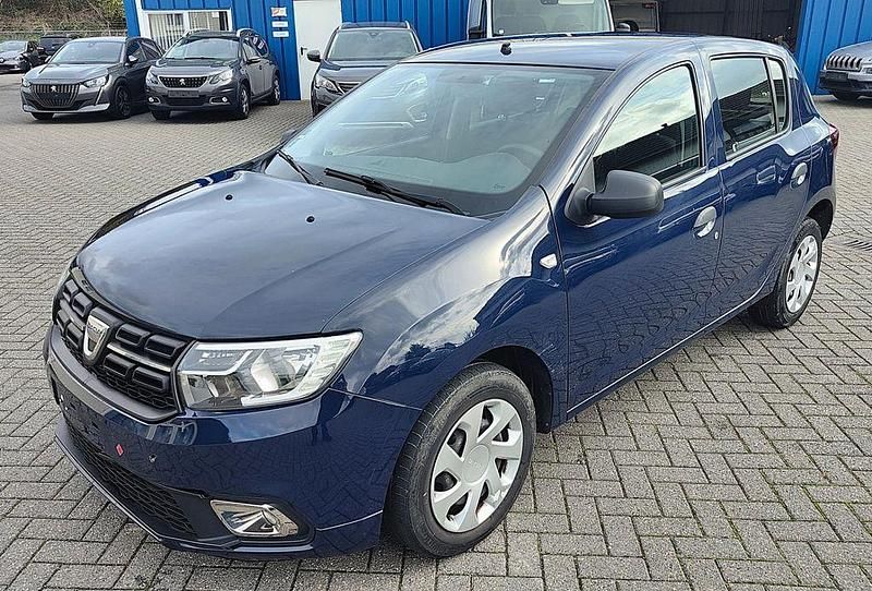 Blau Gebraucht 2018 Dacia Sandero Essentiel Kleinwagen | 2.650 € (Superpreis) - Bild 1/4