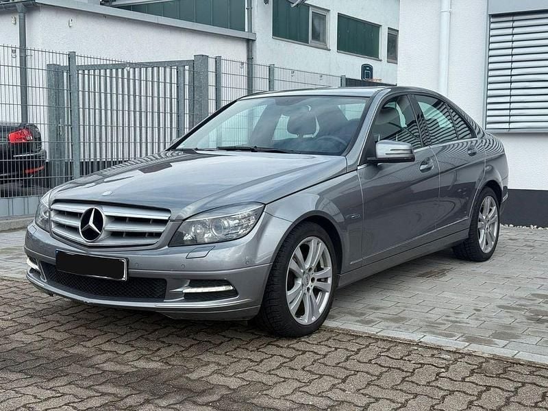 Gebraucht Mercedes C200 184 PS (135 kW) 2010 Silber Limousine