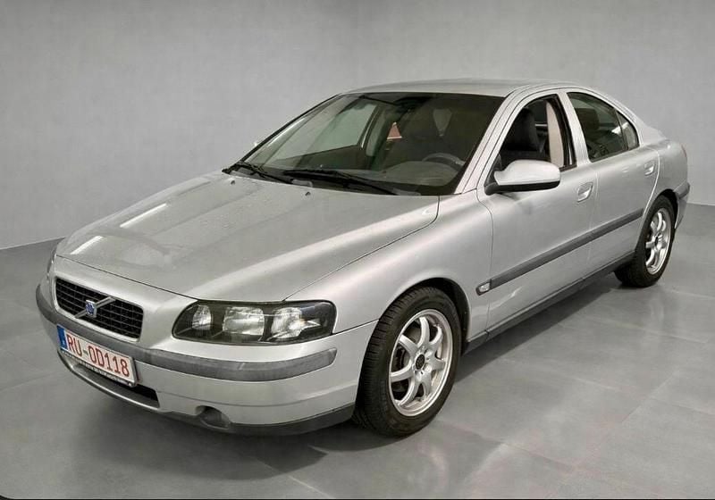 Gebraucht Volvo S60 140 PS (102 kW) 2001 Silber Limousine