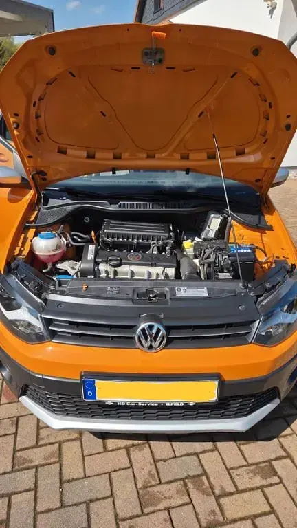 Gebraucht VW Polo Cross 86 PS (63 kW) 2011 Orange Kleinwagen
