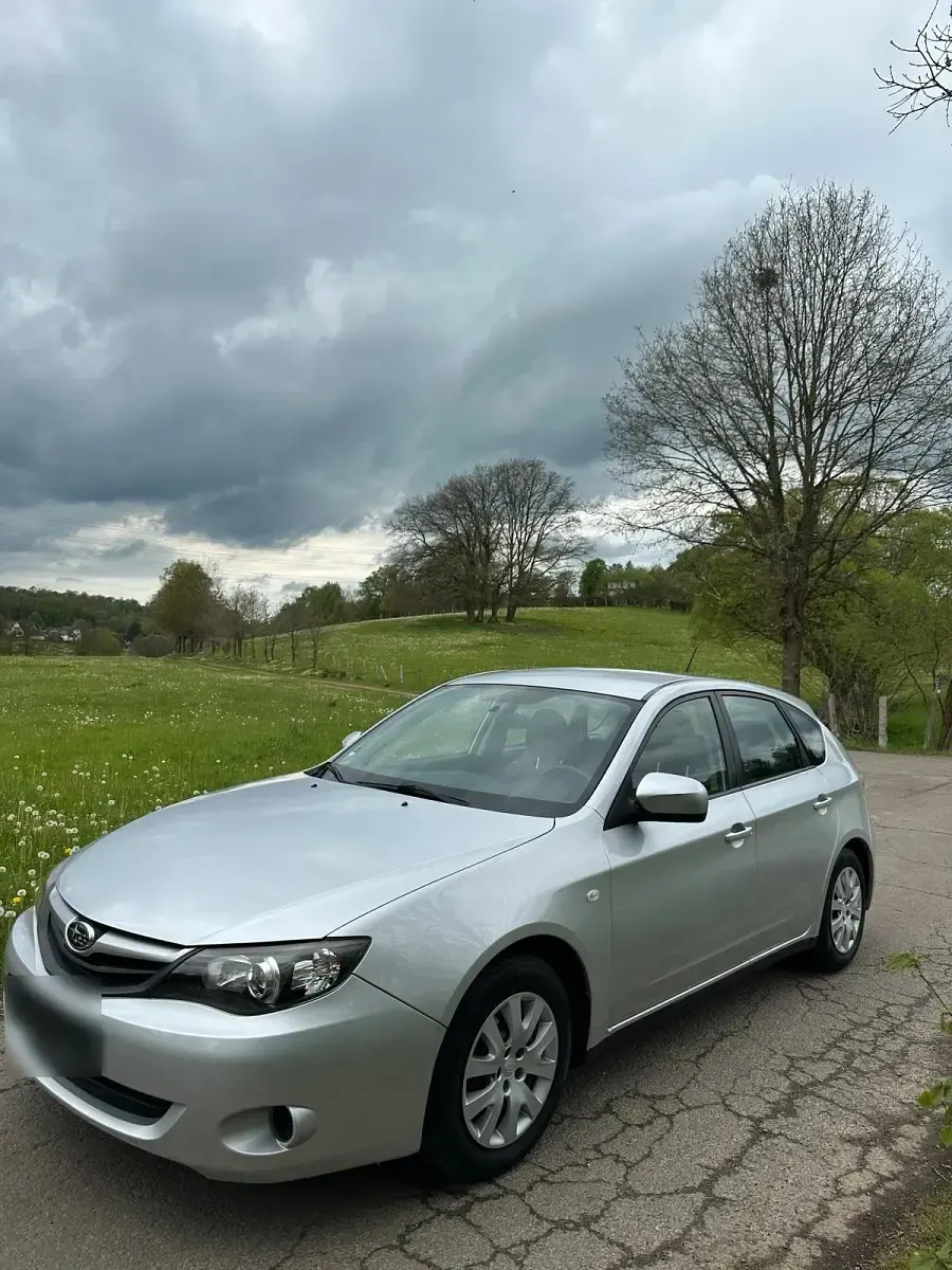 Gebraucht Subaru Impreza 109 PS (80 kW) 2010 Silber Limousine