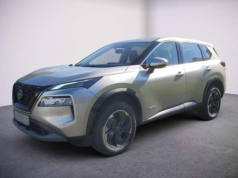 Gebraucht Nissan X-Trail Acenta 213 PS (156 kW) 2025 Champagne silver SUV