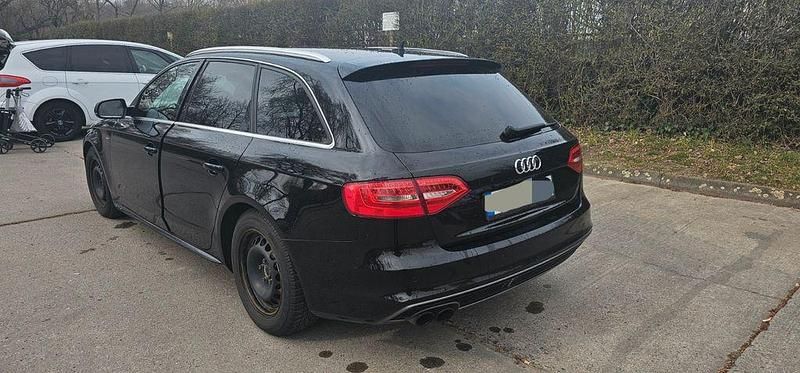 Gebraucht Audi A4 S-Line 143 PS (105 kW) 2013 Schwarz Kombi