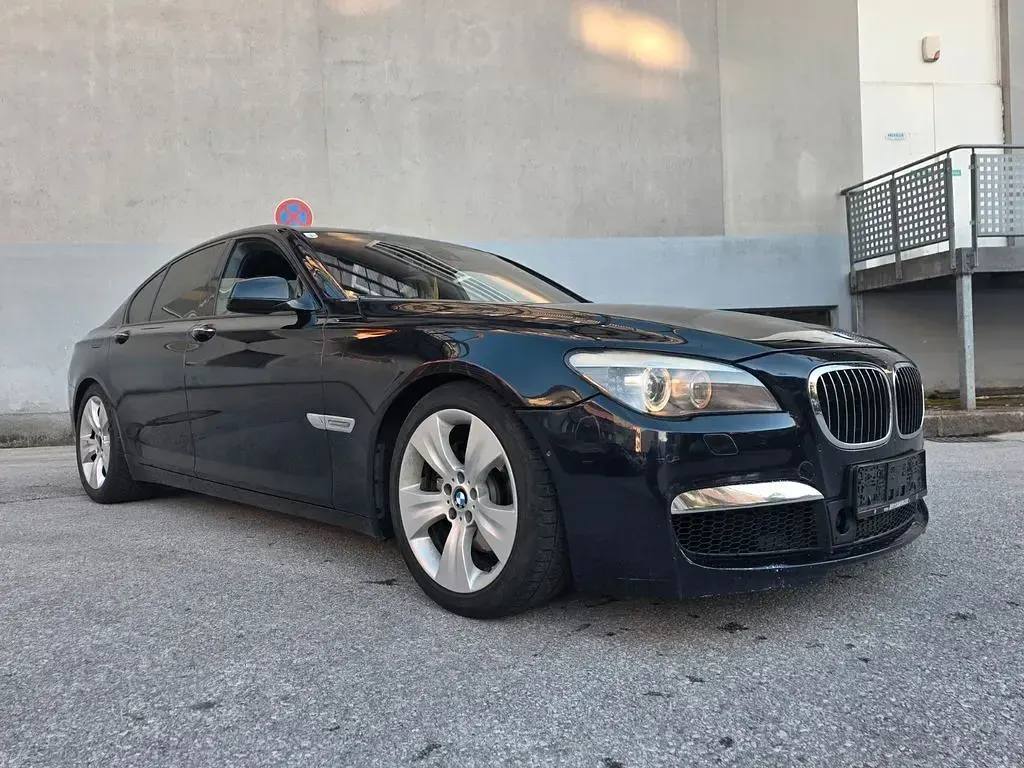 Gebraucht BMW 740 Performance 306 PS (225 kW) 2009 Schwarz Limousine