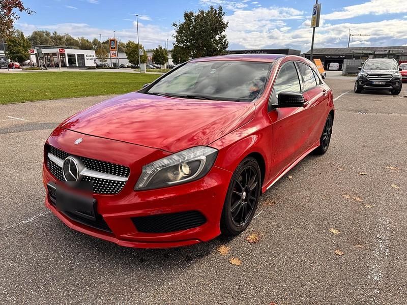 Gebraucht 2013 Mercedes A180 AMG line Limousine | 8.000 € (Guter Preis) - Bild 1/4