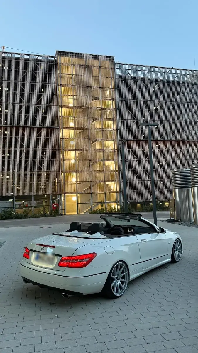 Gebraucht Mercedes E350 AMG 265 PS (194 kW) 2012 Weiß Cabrio