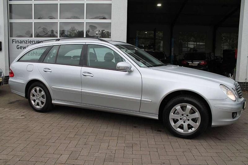 Gebraucht Mercedes E200 184 PS (135 kW) 2008 Silber Kombi