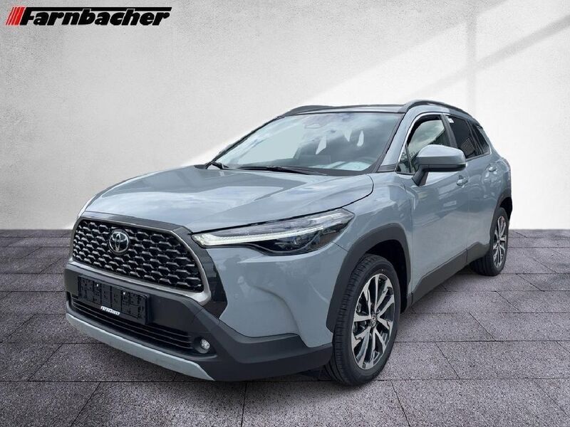 Grau Gebraucht 2024 Toyota Corolla Cross Premium SUV | 38.990 € (Etwas zu teuer) - Bild 1/4