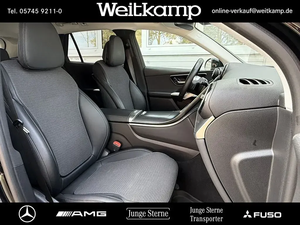 Gebraucht Mercedes GLC220 197 PS (144 kW) 2024 Unilack schwarz SUV