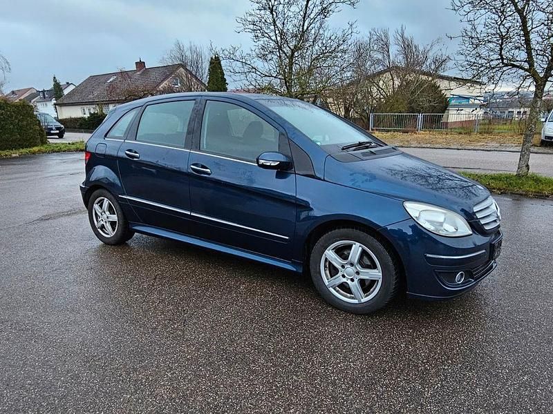 Blau Gebraucht 2007 Mercedes 200 Limousine | 3.900 € (Superpreis) - Bild 1/4