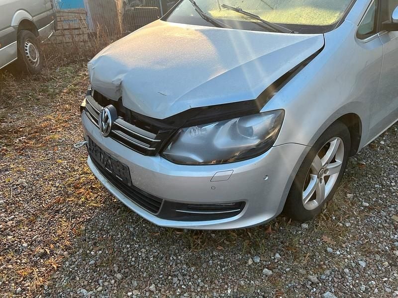 Silber Gebraucht 2013 VW Sharan Van / Kleinbus | 10.500 € (Superpreis) - Bild 1/4