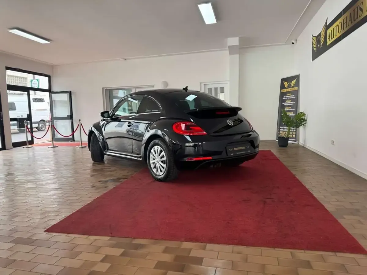 Gebraucht VW Beetle Sport 150 PS (110 kW) 2015 Schwarz Kleinwagen