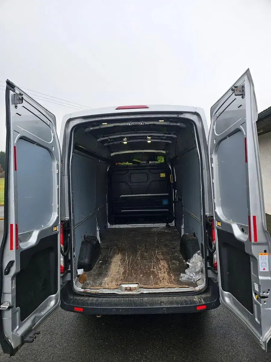 Gebraucht Ford Transit 125 PS (91 kW) 2014 Silber Van