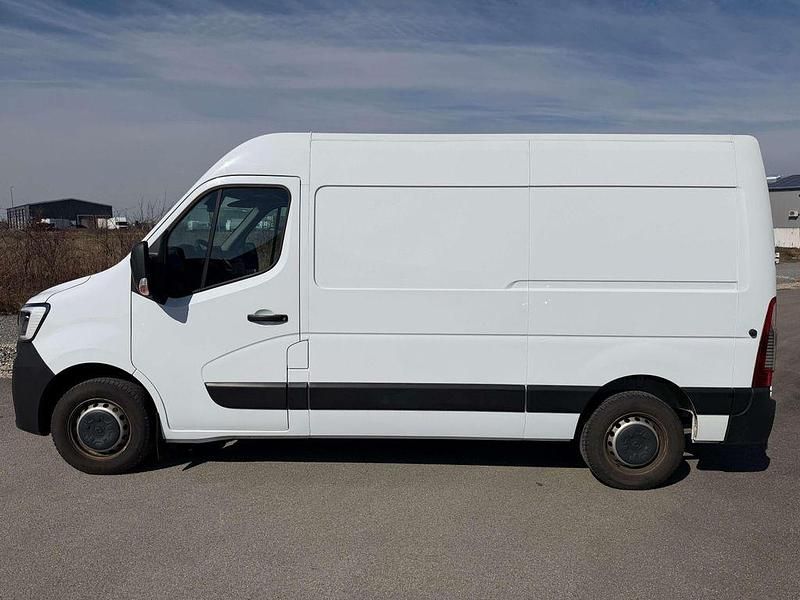 Gebraucht Renault Master 150 PS (110 kW) 2022 Weiß Van / Kleinbus