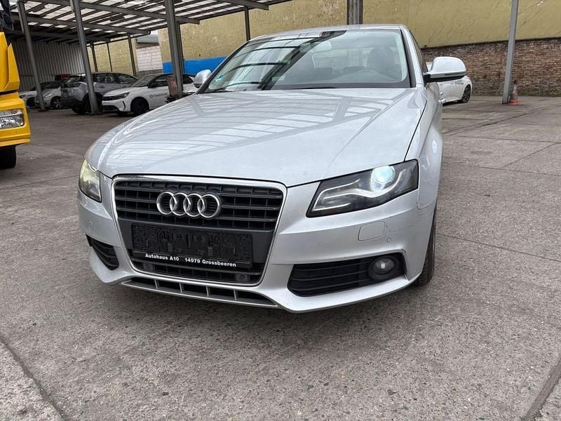 Gebraucht Audi A4 Ambiente 160 PS (117 kW) 2009 Silber Limousine
