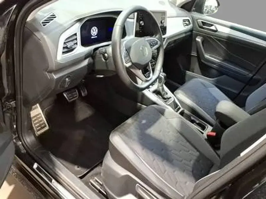 Second-hand VW T-Roc Goal 150 CP (110 kW) 2025 Negru SUV