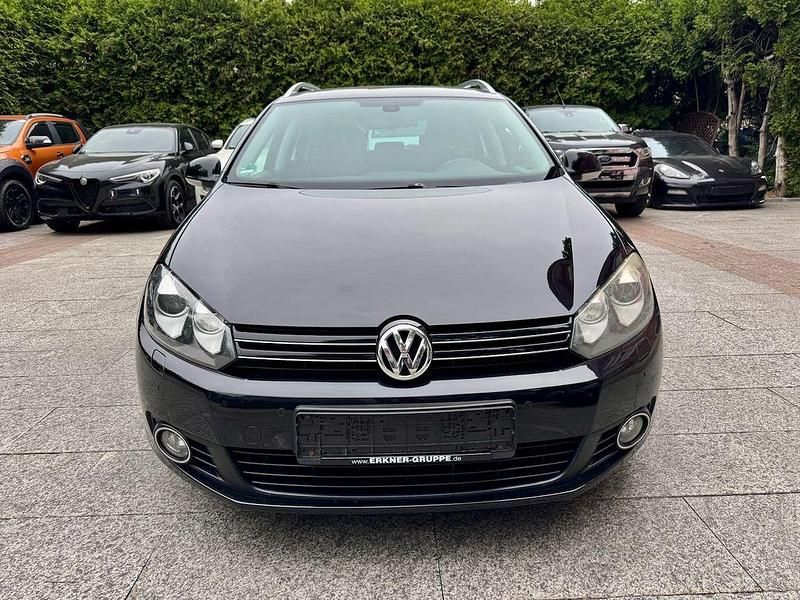Gebraucht VW Golf VI Match 105 PS (77 kW) 2012 Schwarz Kleinwagen
