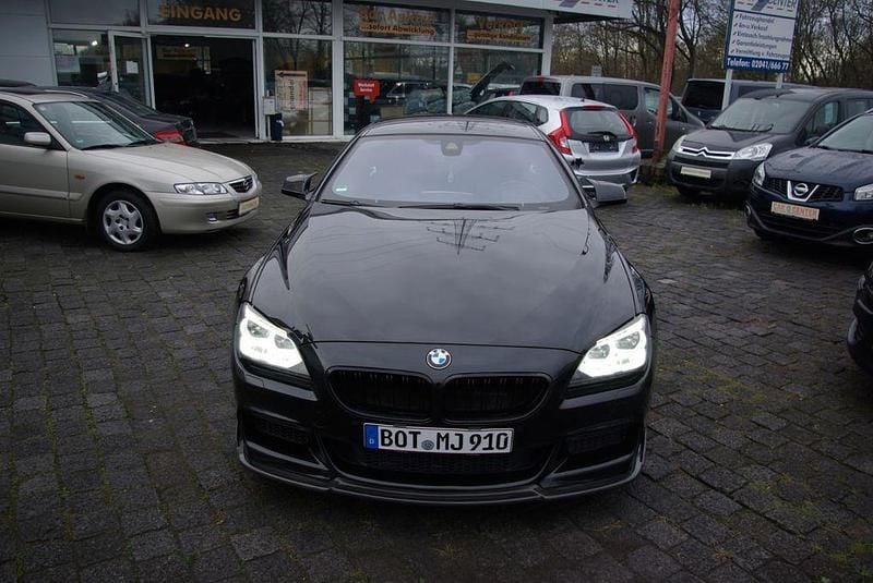 Saphirschwarz (metallic) Gebraucht 2012 BMW 650 Coupé | 18.800 € (Guter Preis) - Bild 1/4