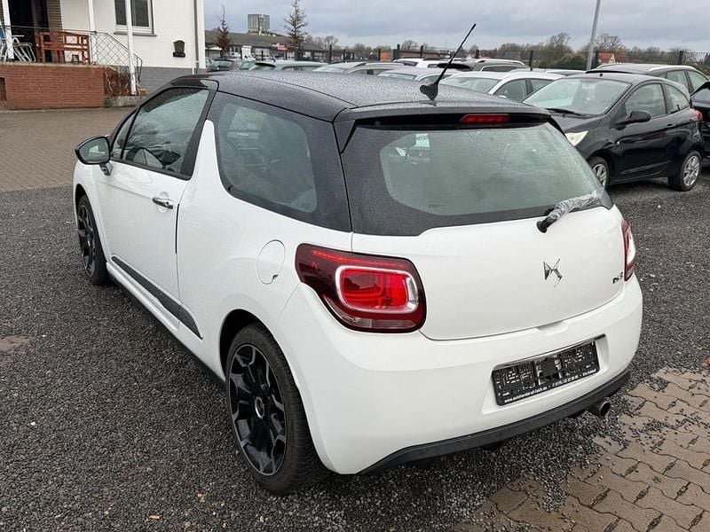 Gebraucht DS Automobiles DS3 So Chic 110 PS (80 kW) 2017 Weiß Kleinwagen